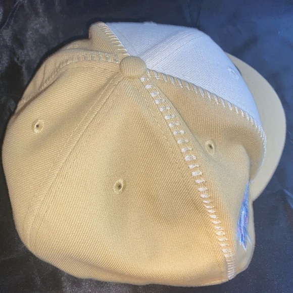 ✨NEW ERA - N.Y YANKEES “Stitch Seam Edition” World 
Series ‘99 - Fitted Hat✨NWT - Picture 10 of 17